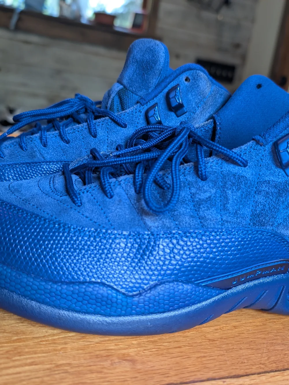 130690-400 belongs to the Air Jordan 12 Retro Premium 